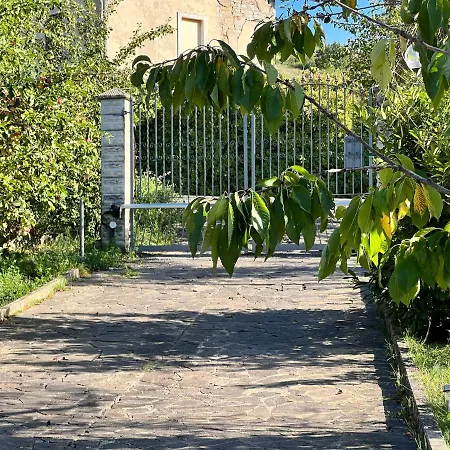 La Casa Di Gio' Bed & Breakfast 3*